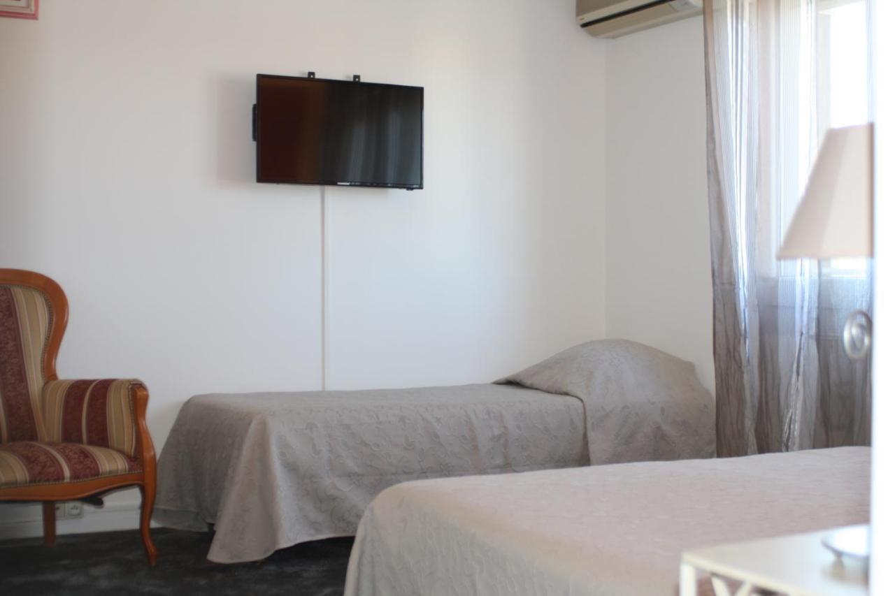 Logis Hotel Du Midi サロン＝ド＝プロヴァンス エクステリア 写真